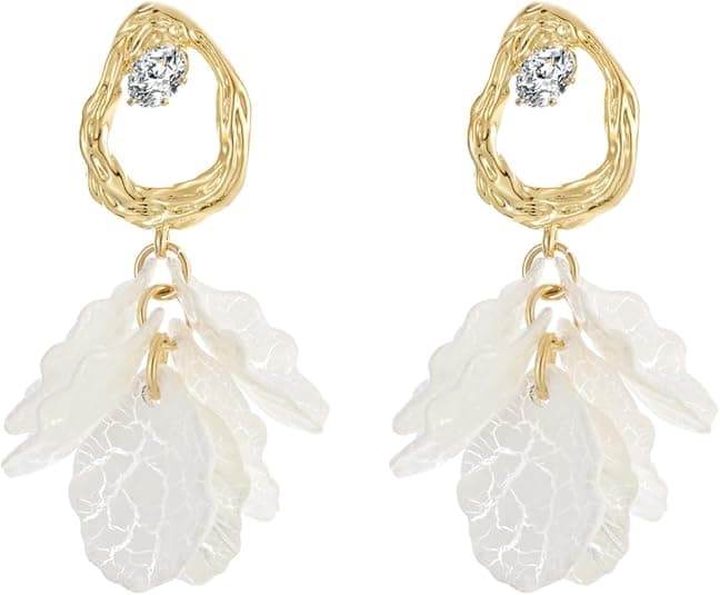 Amazon : White Flower Earrings Lightweight Floral Statement Earrings $6.39 (Reg $12) + Free prime shipping. #ad