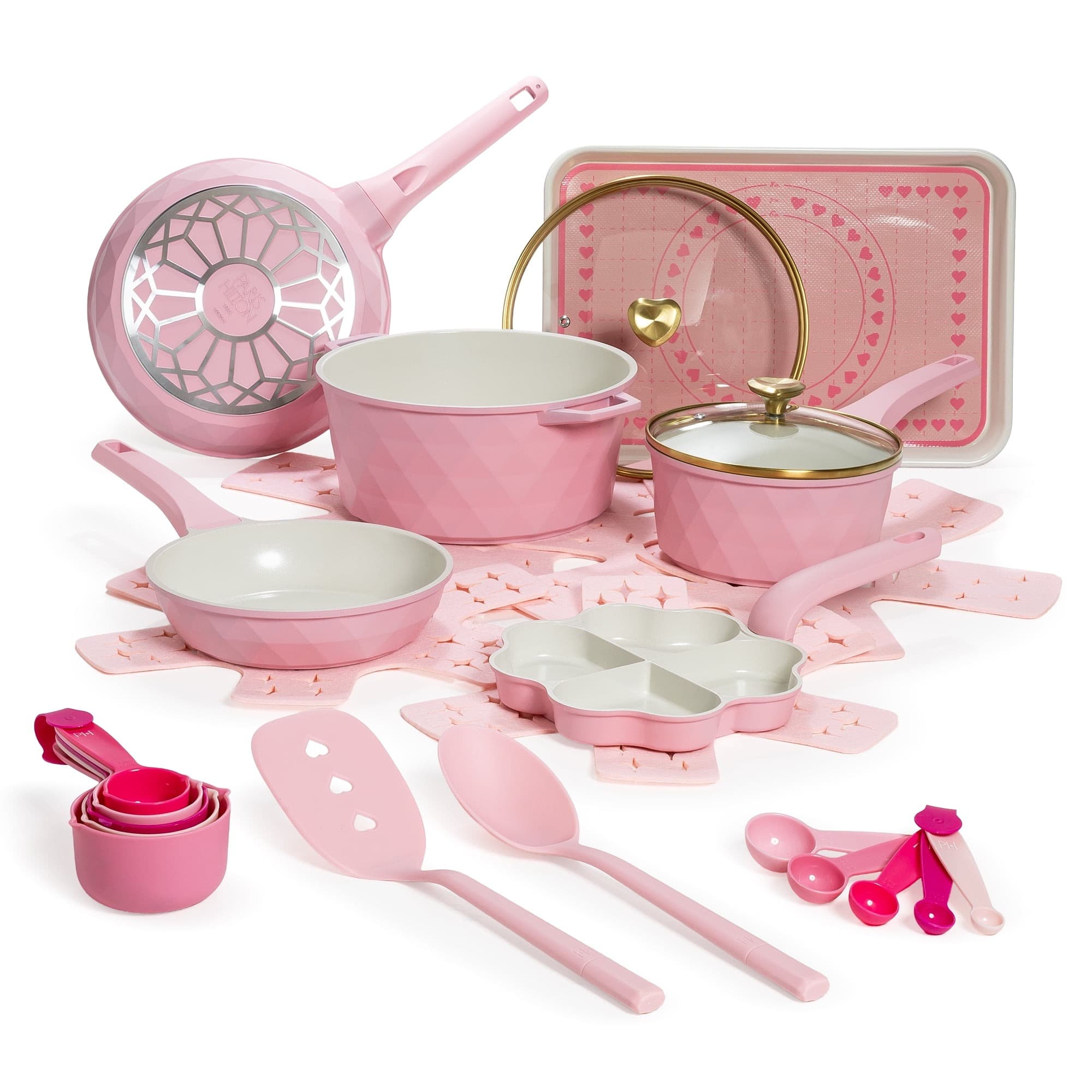 Walmart #ad :Paris Hilton 25-Piece Diamond-Faceted Cookware & Bakeware Set For $97 (Reg $149)